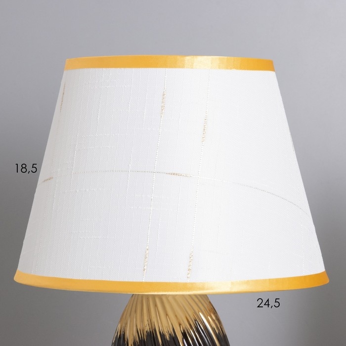 Лампа настольная Лампа настольная "София" 1х40Вт Е14 черный/золото 24х24х40см