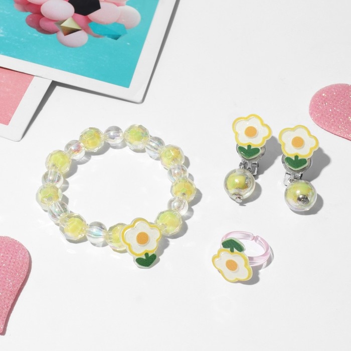 Набор детский «Выбражулька» 3 предмета: клипсы, браслет, кольцо, цветочки, цветной Набор детский «Выбражулька» 3 предмета: клипсы, браслет, кольцо, цветочки, цветной