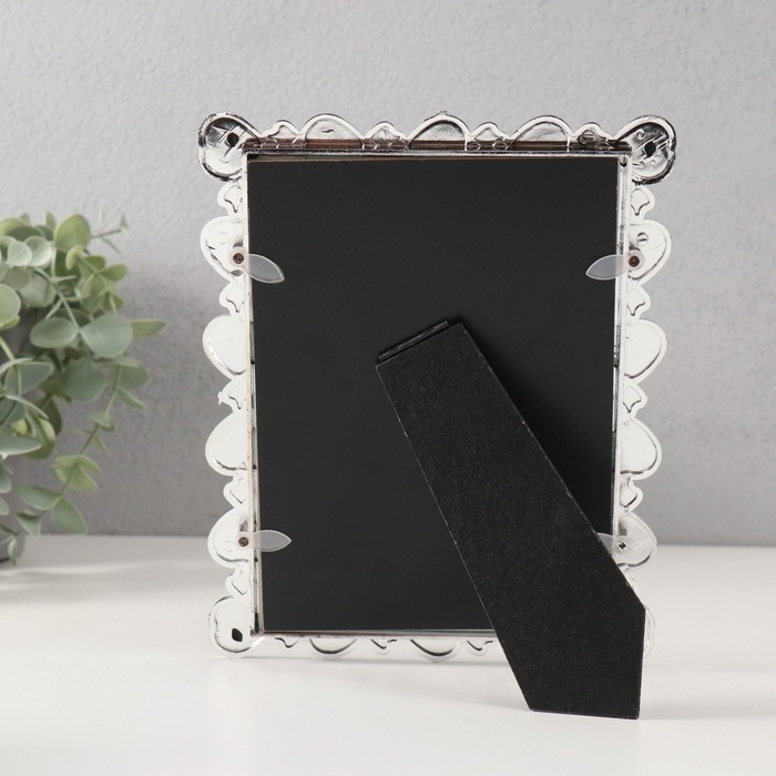 Фоторамка пластик под металл 13х18 см Фоторамка пластик под металл 13х18 см "Красные сердца" эмаль 1,3х20,3х16,2 см