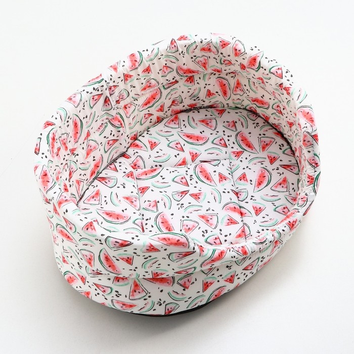 Лежанка поплин PerseiLine ЛЕ-2 №2 43 х 30 х 16  Лежанка поплин PerseiLine ЛЕ-2 №2 43 х 30 х 16 "Арбузы", белый