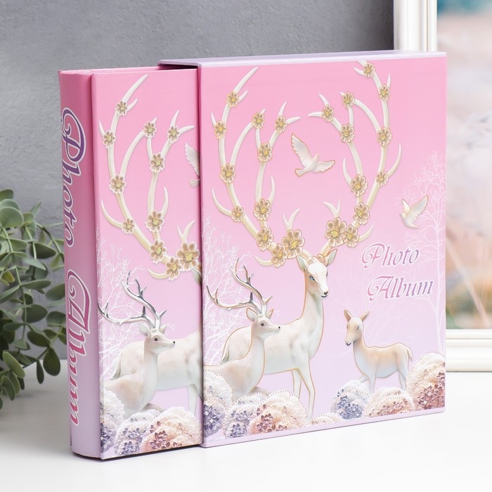 Фотоальбом на 200 фото 10х15 см Фотоальбом на 200 фото 10х15 см "Олени с цветочными рогами" в коробке МИКС 26,5х20,5х5,5 см 786747