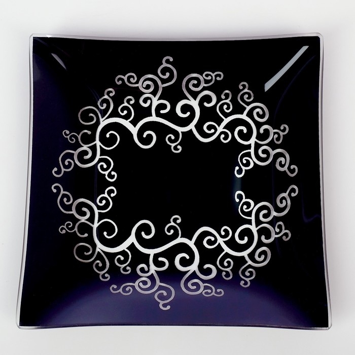 Сервиз столовый «Виктория», 7 предметов: 30×30 см - 1 шт, 20×20 см - 6 шт Сервиз столовый «Виктория», 7 предметов: 30×30 см - 1 шт, 20×20 см - 6 шт