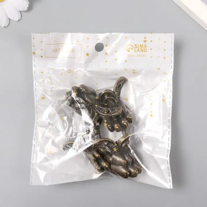 Уголок (ножка) для шкатулки Уголок (ножка) для шкатулки "Лапа" набор 4 шт 4,3х3,4 см