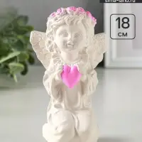 Фигурка гипс &laquo;Ангел с сердечком на коленях&raquo;, 18&times;11&times;8 см, белый с росписью