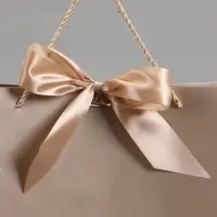 Пакет подарочный, белый, с бантом, 43 х 32 х 14 см