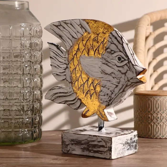 Сувенир  Сувенир "Золотая рыбка" дерево, на подставке 15х9х25 см