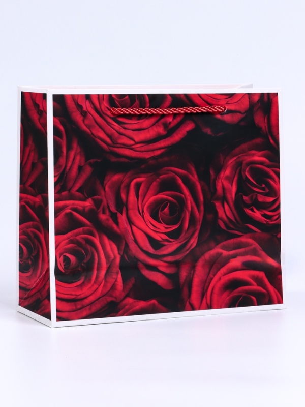 Пакет подарочный с окном "Розы", 25 х 10 х 22 см