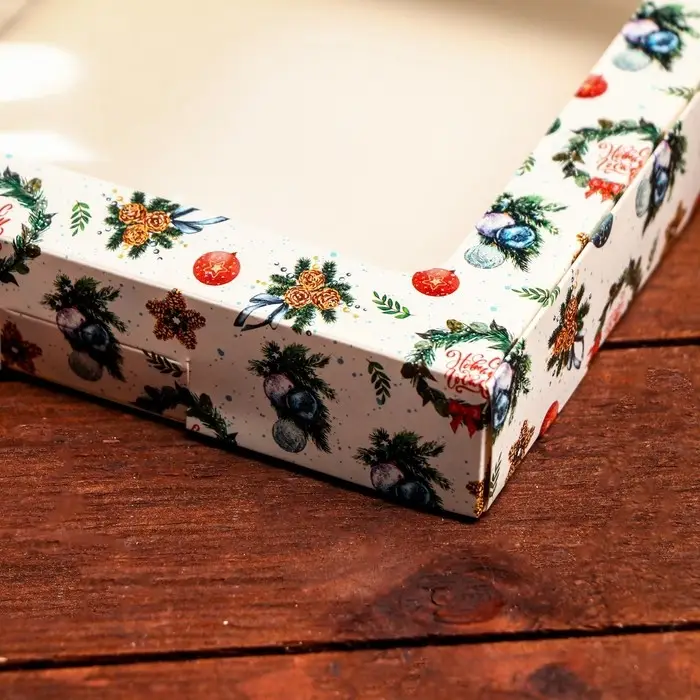 Коробка самосборная «Праздничный гость», 16×16×3 см