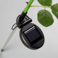 Садовый светильник &laquo;Роза красная&raquo;, уличный, на солнечной батарее, 75 см, 1 LED, свечение белое