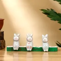 Сувенир «Зайки на скамейке», 18×4×6 см, дерево