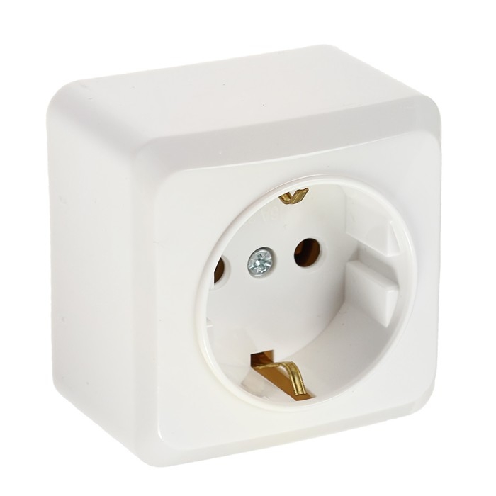 Розетка одноместная Luazon Lighting  Розетка одноместная Luazon Lighting "СПБ", 16 А, с з/к, белая