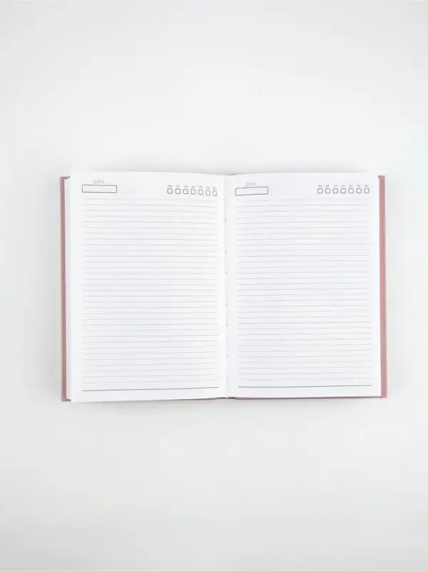 Ежедневник А5, 160 листов, в твердой обложке Ежедневник А5, 160 листов, в твердой обложке "Люби себя"