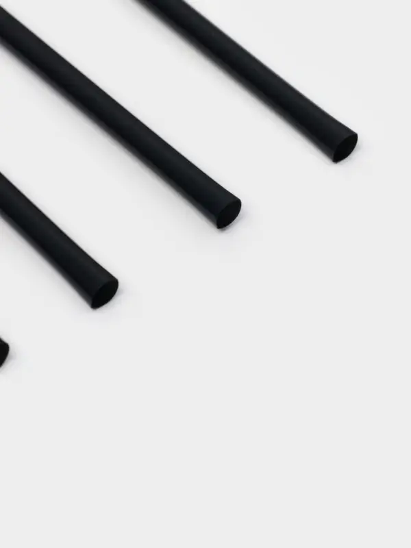 Трубочки для напитков 5*210 мм, черные с гофрой, 50шт / уп Трубочки для напитков 5*210 мм, черные с гофрой, 50шт / уп