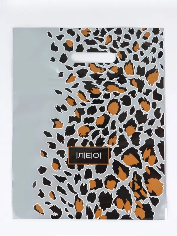 Пакет Пакет "Лео", полиэтиленовый с вырубной ручкой, 30х37 см, 90 мкм