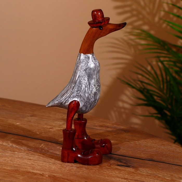 Сувенир "Утка в сером" дерево 27 см