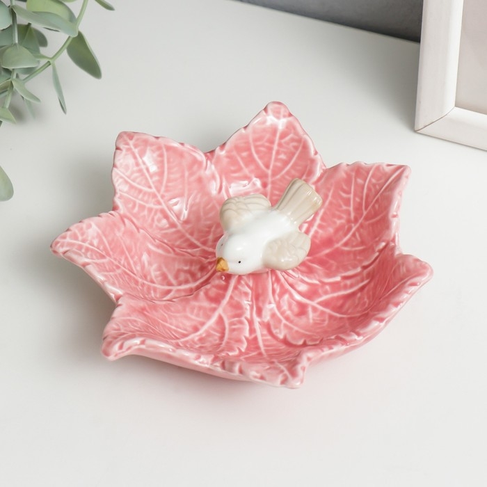 Сувенир керамика подставка Сувенир керамика подставка "Птица на кленовом листе" МИКС 5,5х13,7х13,5 см