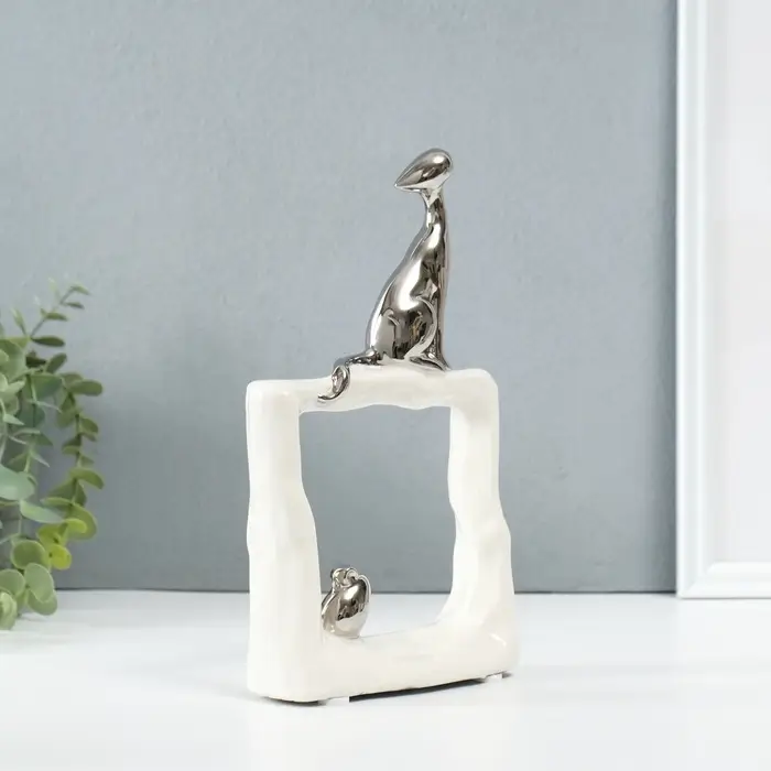 Фигурка керамика &laquo;Кошки-мышки. Квадрат&raquo;, белый с серебром, 5.2&times;13.5&times;23 см