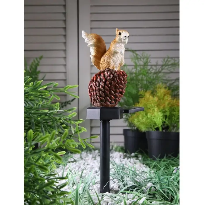 Садовый светильник &laquo;Бельчонок&raquo;, уличный, на солнечной батарее, 41 см, 1 LED, свечение тёплое белое