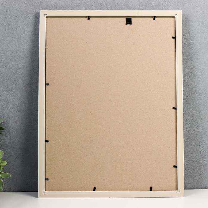 Фоторамка пластик 30х40 см 281 молоко (20/360) Фоторамка пластик 30х40 см 281 молоко (20/360)