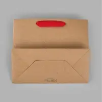 Пакет подарочный крафтовый с пластиковым окном &laquo;Щелкунчик&raquo;, 24&times;20&times;11 см