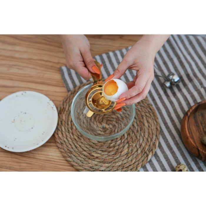 Сепаратор для яиц с ушками Goldie, цвет золотой Сепаратор для яиц с ушками Goldie, цвет золотой