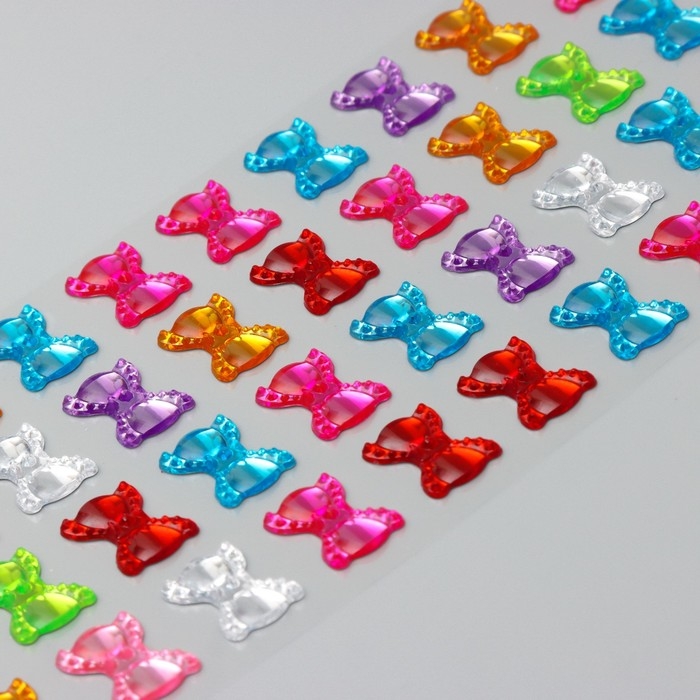 Наклейка пластик стразы Наклейка пластик стразы "Милые бантики" 10,5х32 см, МИКС