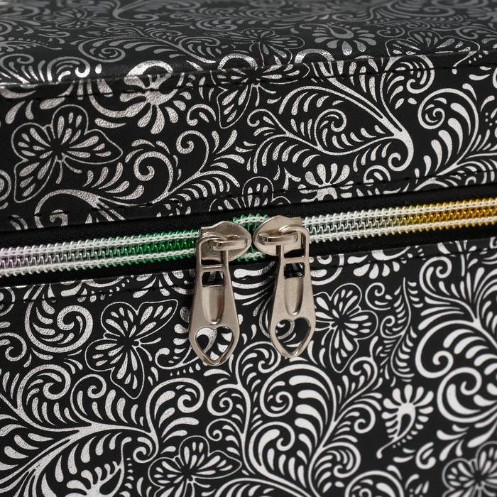 Шкатулка кожзам с зеркалом Шкатулка кожзам с зеркалом "Узоры, бабочки" чёрная н-р 3 шт 19х10,5х10,5 21х13х14 15х23х17см