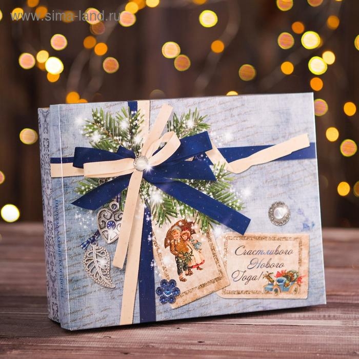 Новый год. Подарочная коробка Новый год. Подарочная коробка "Ретро", 23,5 х 6,5 х 18,7 см