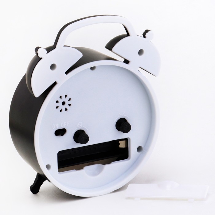 Часы - будильник настольные Часы - будильник настольные "Достопримечательности", дискретный ход, d-8 см, 8.5 х 12 см, АА