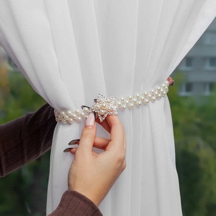 Подхват для штор «Звезда», жемчуг на резинке, d = 4 см, 2 × 43 см, цвет белый Подхват для штор «Звезда», жемчуг на резинке, d = 4 см, 2 × 43 см, цвет белый