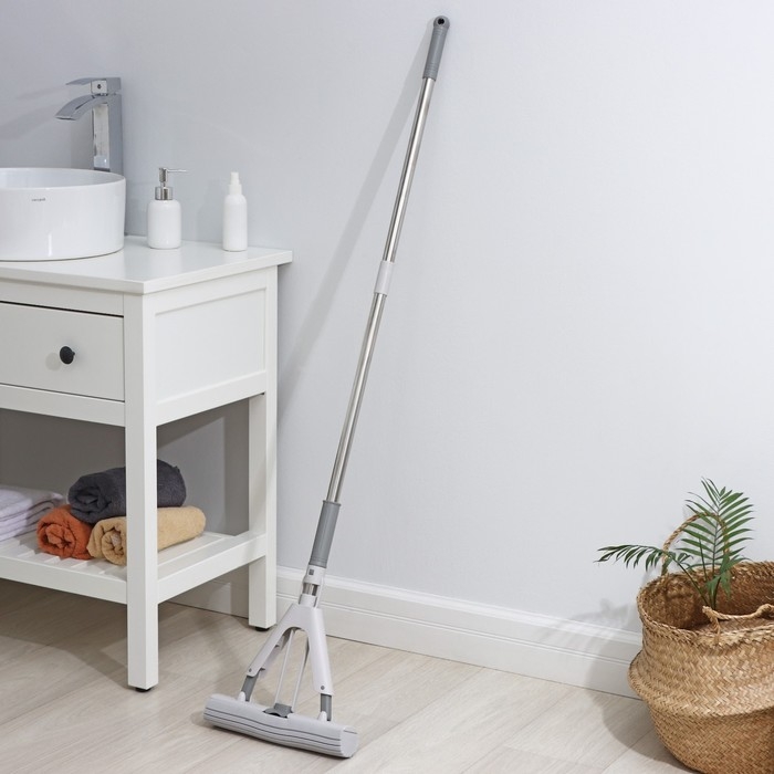 Швабра для мытья пола PVA Raccoon, со складным отжимом, насадка 28×6 см, стальная ручка с 3 секциями 130 см Швабра для мытья пола PVA Raccoon, со складным отжимом, насадка 28×6 см, стальная ручка с 3 секциями 130 см