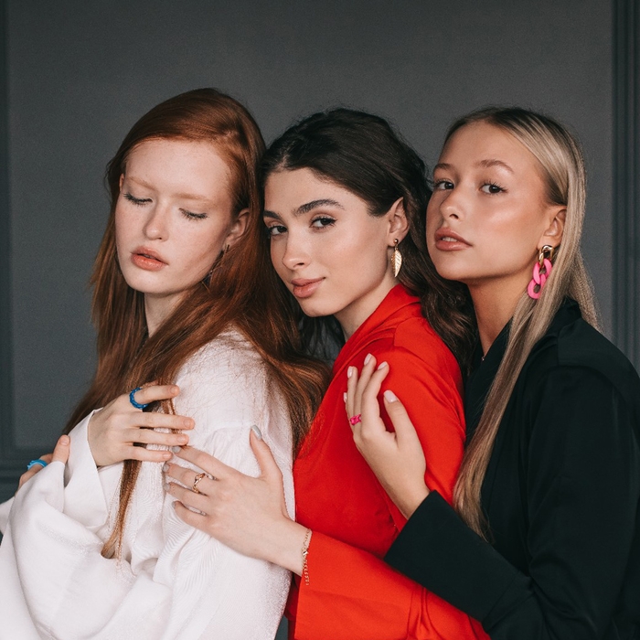 Серьги пластик «Цепь» дива, цвет ярко-розовый в золоте Серьги пластик «Цепь» дива, цвет ярко-розовый в золоте