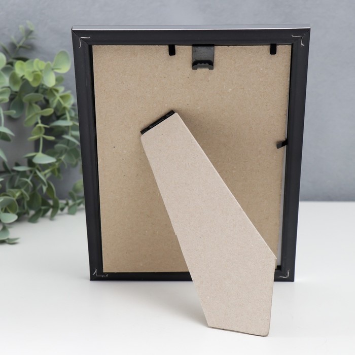 Фоторамка пластик 13х18 см серебро (112) Фоторамка пластик 13х18 см серебро (112)