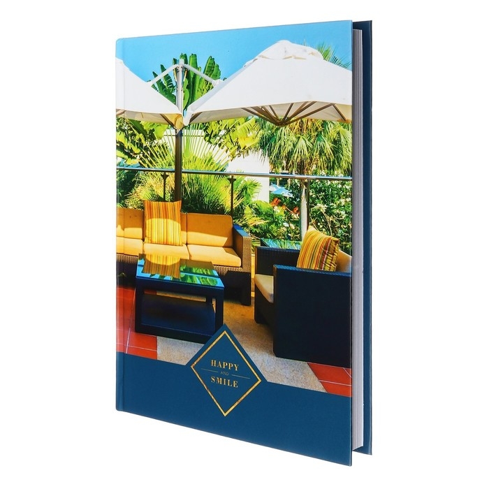 Ежедневник недатированный на сшивке А5 160 листов, картон 7БЦ, матовая ламинация, выборочный лак Ежедневник недатированный на сшивке А5 160 листов, картон 7БЦ, матовая ламинация, выборочный лак "Красочные моменты"