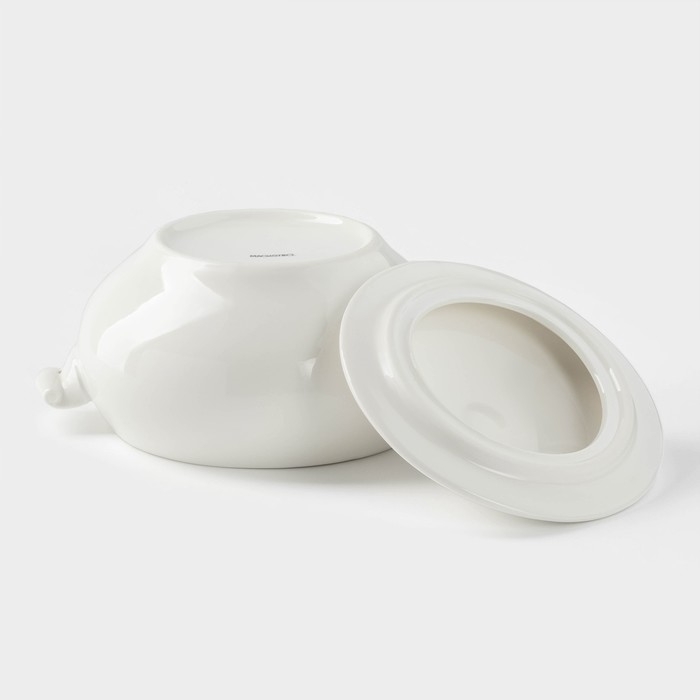 Супница Magistro «Бланш», 2 л, 26,5×21×17,5 см, цвет белый Супница Magistro «Бланш», 2 л, 26,5×21×17,5 см, цвет белый