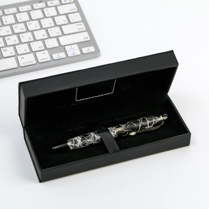 Ручка подарочная в футляре кожзам «Удачи во всем!», синяя паста 1.0 мм Ручка подарочная в футляре кожзам «Удачи во всем!», синяя паста 1.0 мм