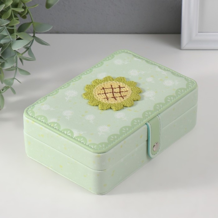 Шкатулка кожзам для украшений  Шкатулка кожзам для украшений "Зелёный подсолнух" 11х16х5,5 см