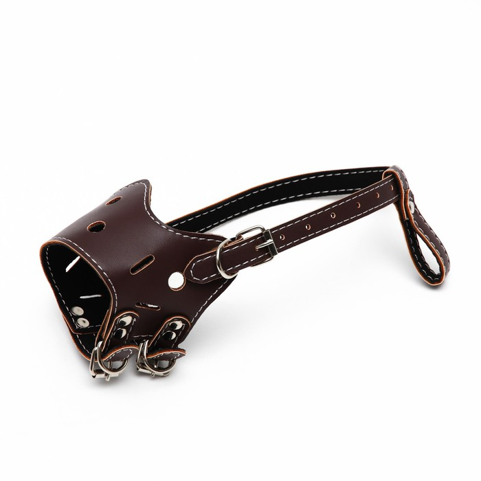 Намордник из прессованной кожи регулируемый, №2, ДН 5 см, ОМ 15-22 см, коричневый Намордник из прессованной кожи регулируемый, №2, ДН 5 см, ОМ 15-22 см, коричневый