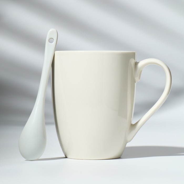 Кружка керамическая с ложкой «Бабушка», 310 мл, цвет белый Кружка керамическая с ложкой «Бабушка», 310 мл, цвет белый