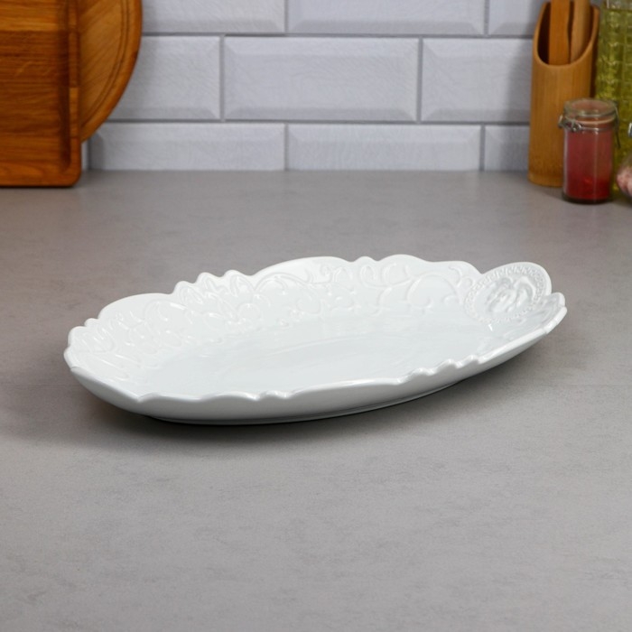 Блюдо Veronica, овальное, белое, фарфор, Иран Блюдо Veronica, овальное, белое, фарфор, Иран