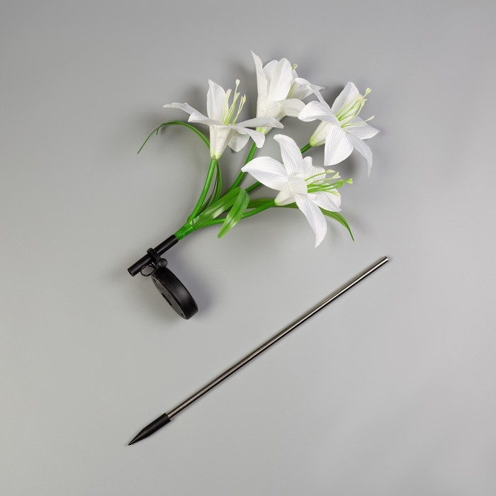 Садовый светильник на солнечной батарее «Лилия белая», 80 см, 4 LED, свечение мульти (RGB) Садовый светильник на солнечной батарее «Лилия белая», 80 см, 4 LED, свечение мульти (RGB)