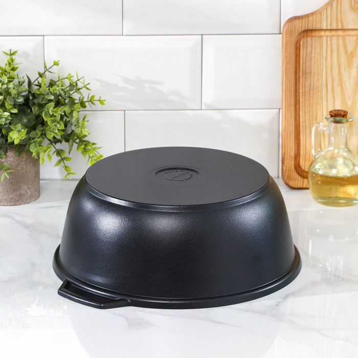 Жаровня «Традиция», 4 л, d=26 см, стеклянная крышка, антипригарное покрытие, цвет чёрный Жаровня «Традиция», 4 л, d=26 см, стеклянная крышка, антипригарное покрытие, цвет чёрный