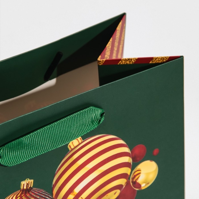 Пакет подарочный новогодний ламинированный «Пусть исполнятся все мечты», MS 18 х 23 х 10 см, Новый год Пакет подарочный новогодний ламинированный «Пусть исполнятся все мечты», MS 18 х 23 х 10 см, Новый год