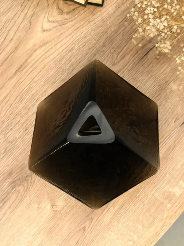 Ваза стекло настольная  Ваза стекло настольная "Джуди" 21х21 см, чёрный