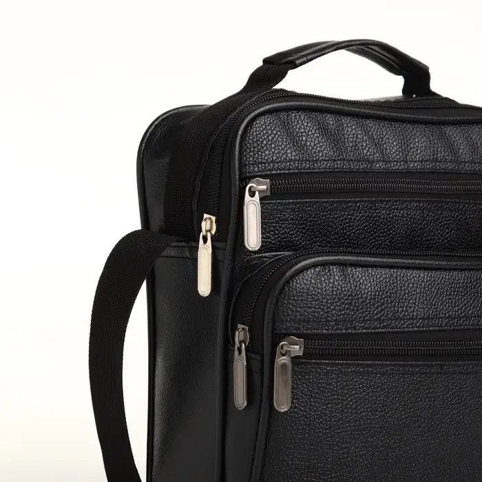 Сумка мужская через плечо на молнии, 3 наружных кармана, 24&times;11&times;20 см, чёрная