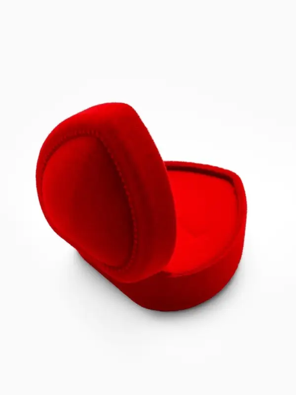 Футляр под кольцо, серьги &laquo;Сердце с рамкой из точек&raquo;, бархатный, 4.5&times;4.5 см, красный