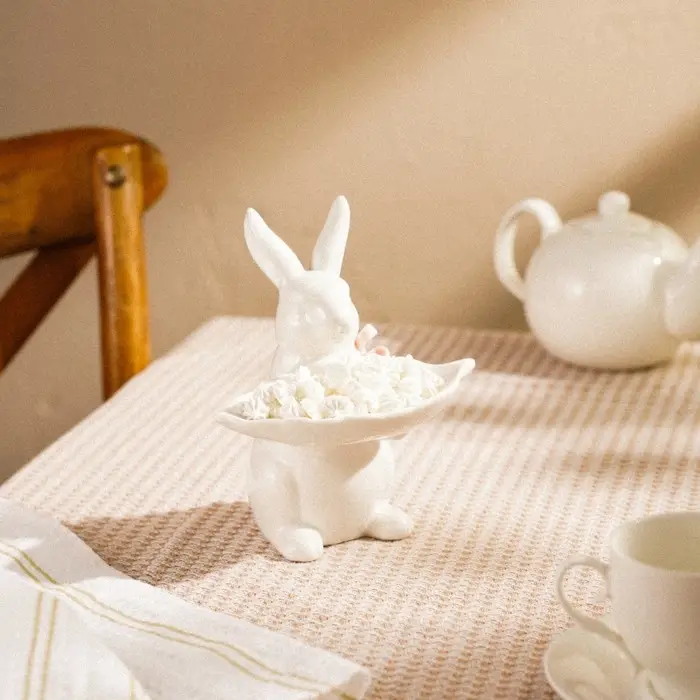 Блюдо сервировочное SL Home «Лесные кролики», 14,5×11×17,3 см, керамика, цвет белый Блюдо сервировочное SL Home «Лесные кролики», 14,5×11×17,3 см, керамика, цвет белый