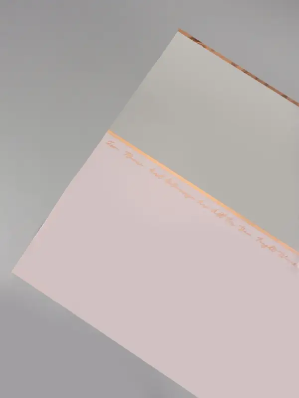 Плёнка для цветов &laquo;Полоса с окном&raquo;, розовая с золотым, 57&times;57&plusmn;2 см