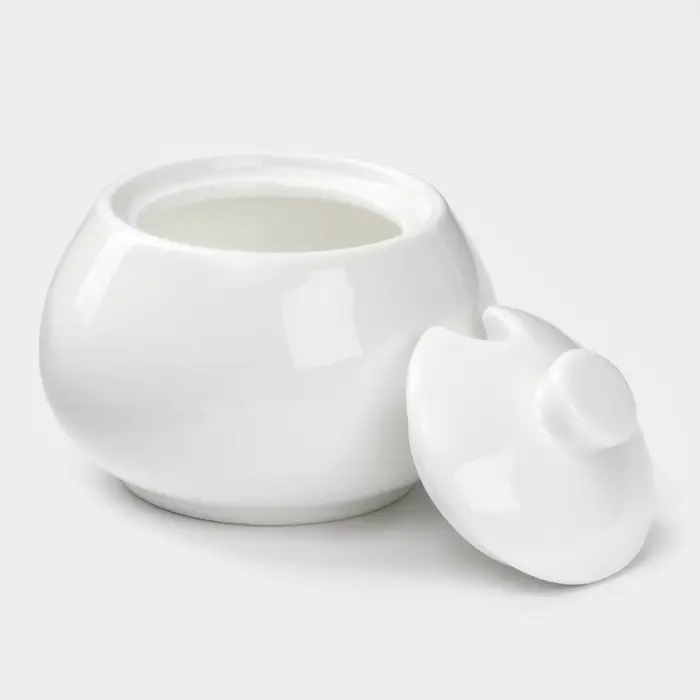 Сахарница с крышкой Wilmax, 210 мл, фарфор, белая