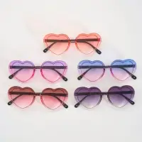 Карнавальные очки "Сердце" градиент, цвета МИКС Карнавальные очки "Сердце" градиент, цвета МИКС